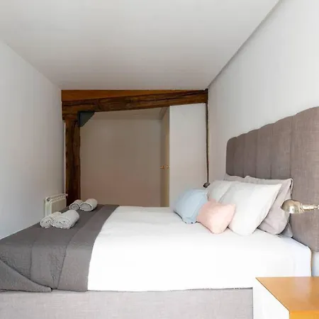 Piso Moderno En El Centro Διαμέρισμα *